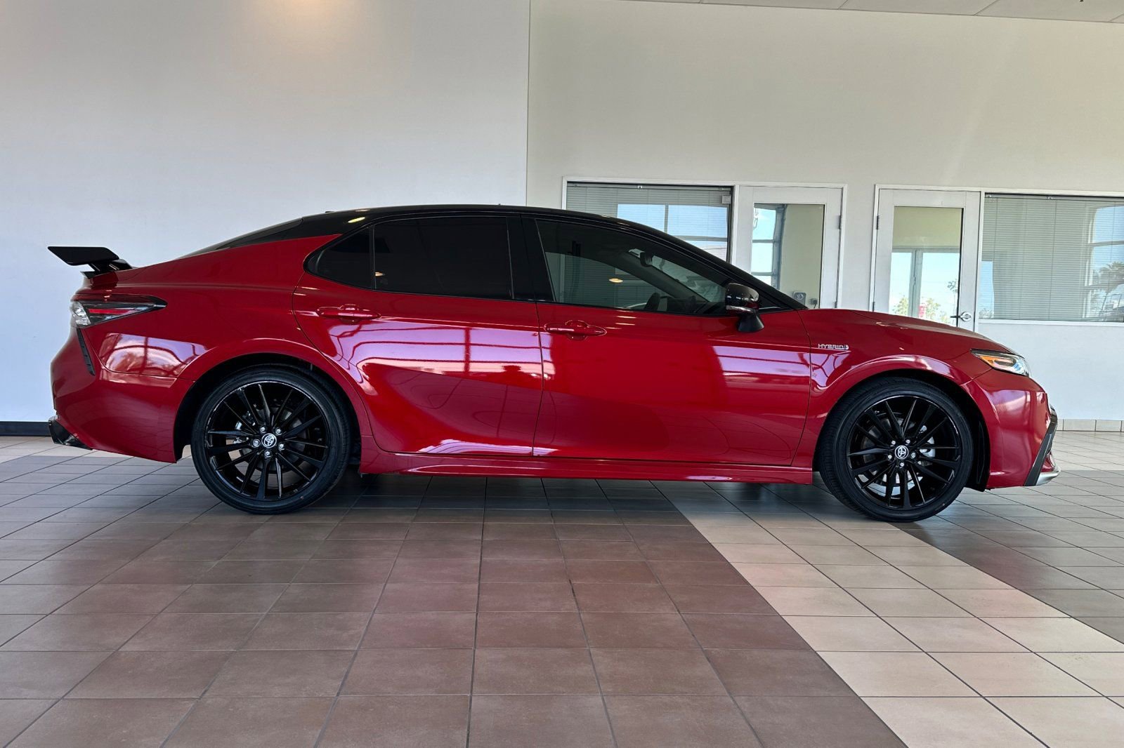 Certified 2021 Toyota Camry XSE image 3