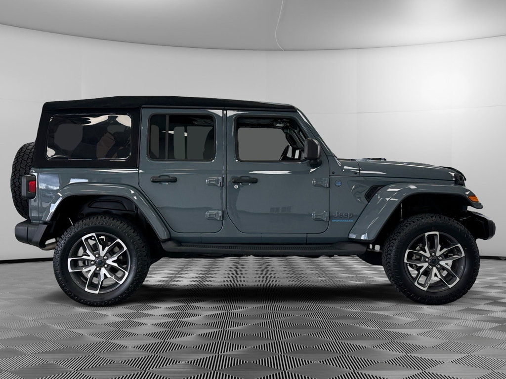 Used 2024 Jeep Wrangler Sport S w/ Convenience Group image 9