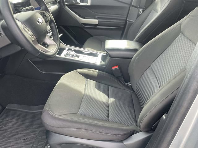 Used 2023 Ford Explorer XLT RWD image 14