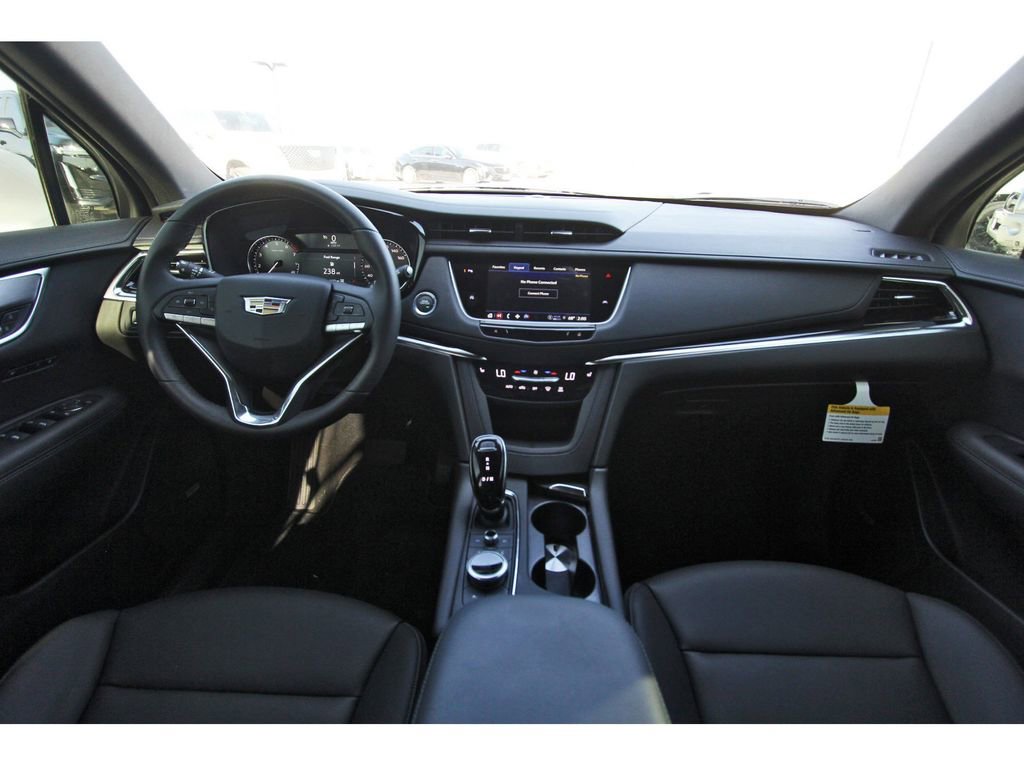 New 2025 Cadillac XT6 Luxury AWD/4WD image 9