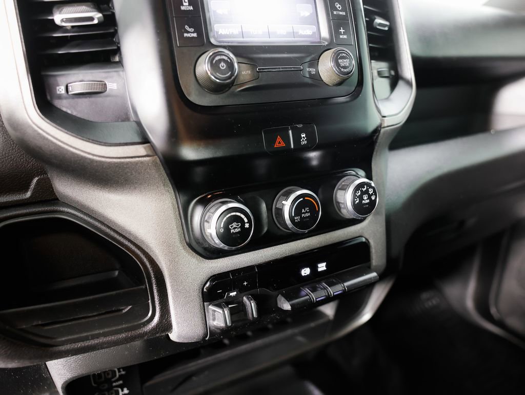 Used 2024 RAM 2500 Tradesman w/ Chrome Appearance Group AWD/4WD image 27