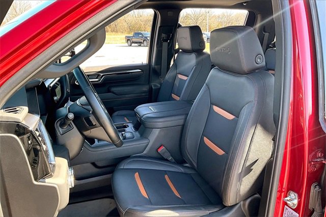 Used 2025 GMC Sierra 3500 AT4 w/ AT4 Premium Plus Package image 22