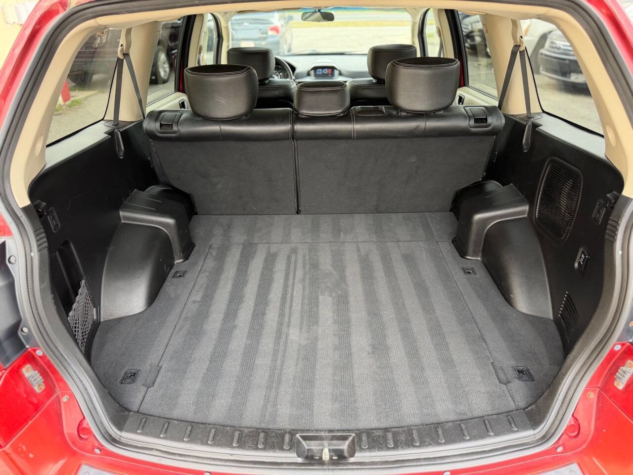 Used 2008 Mitsubishi Endeavor SE image 16