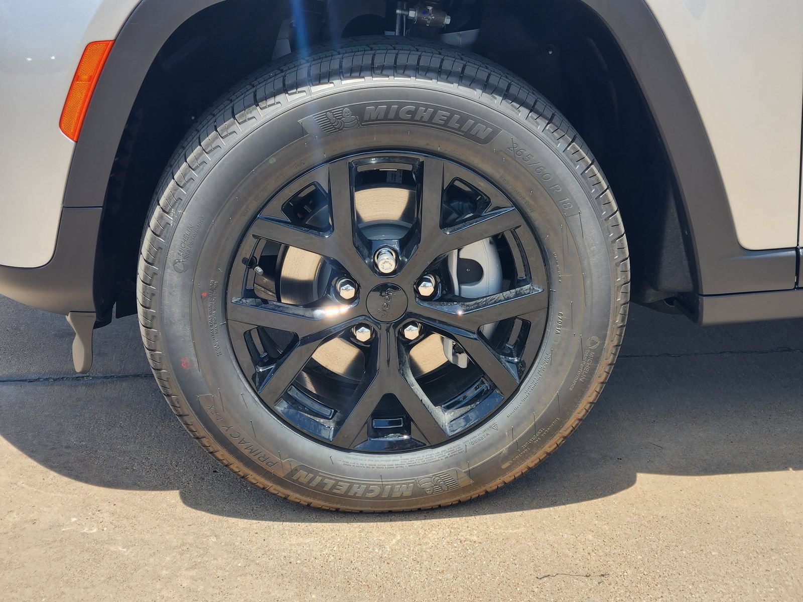 New 2026 Jeep Grand Cherokee Altitude RWD image 11