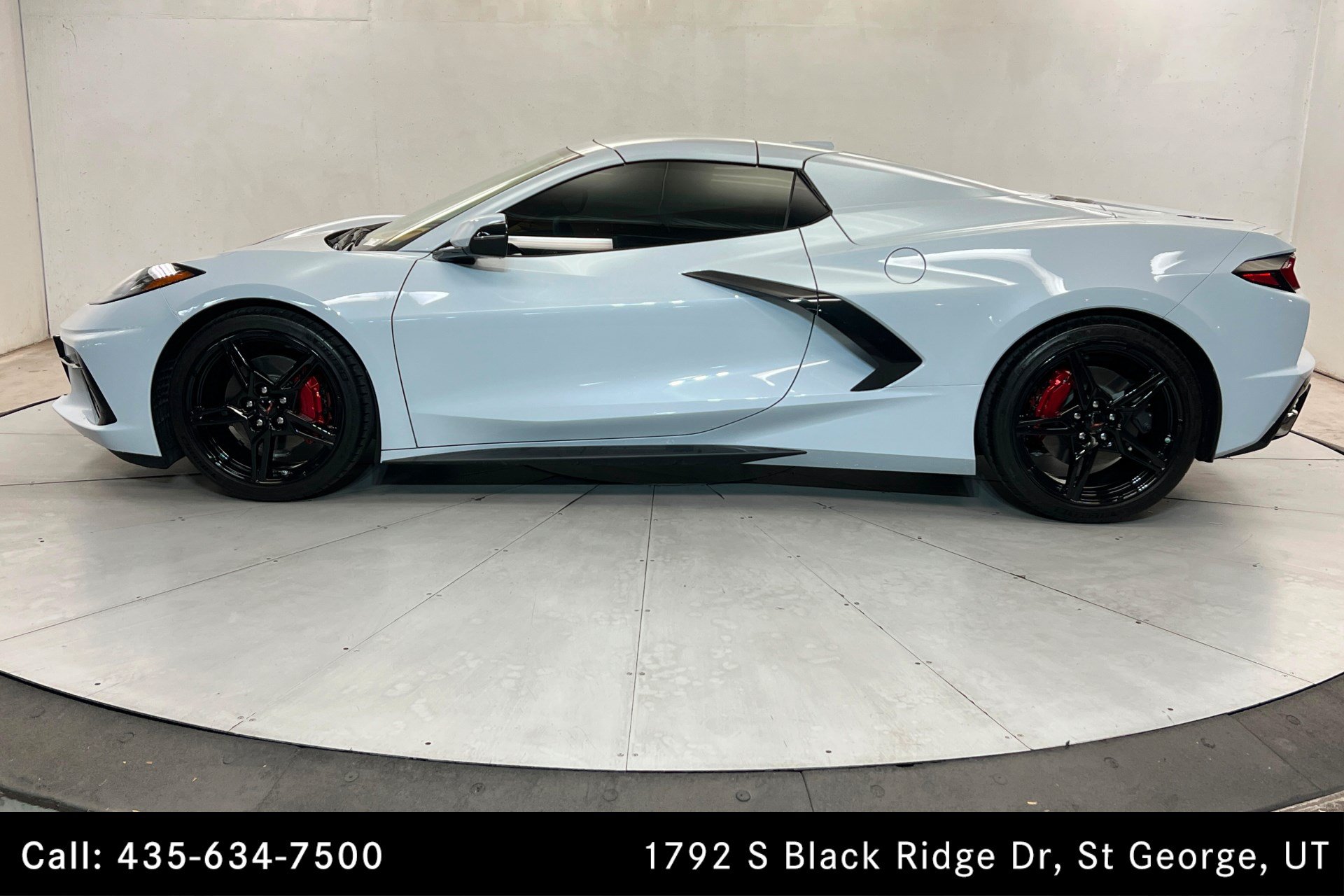 Used 2021 Chevrolet Corvette Stingray Premium Conv w/ Battery Protection Package RWD image 2