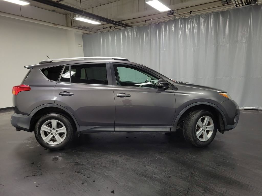 Used 2014 Toyota RAV4 XLE image 9