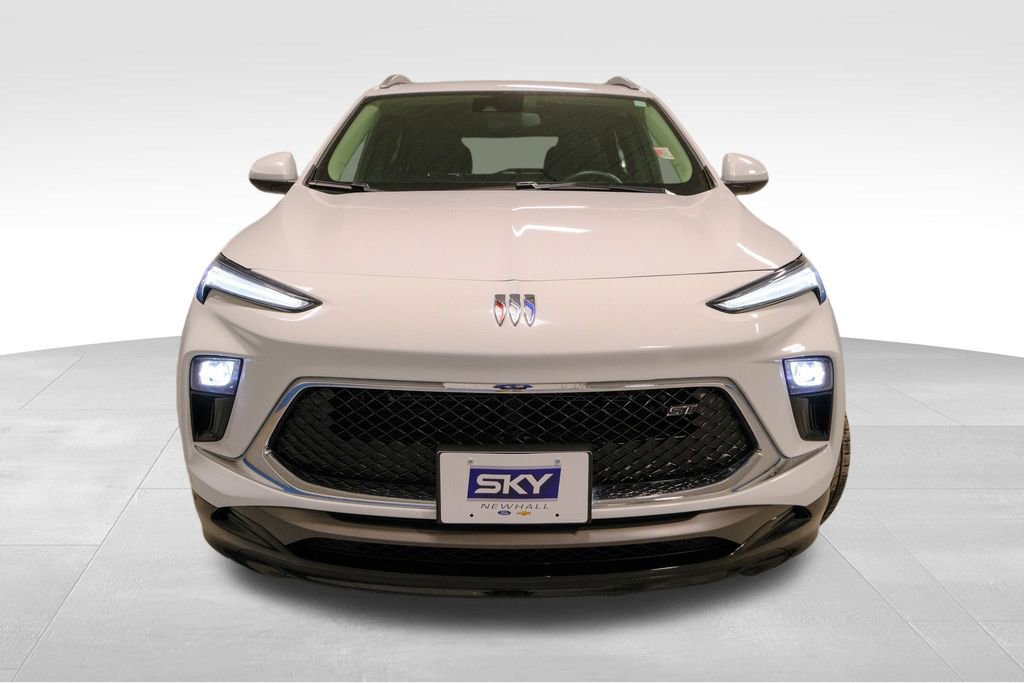 Used 2024 Buick Encore GX Sport Touring image 13