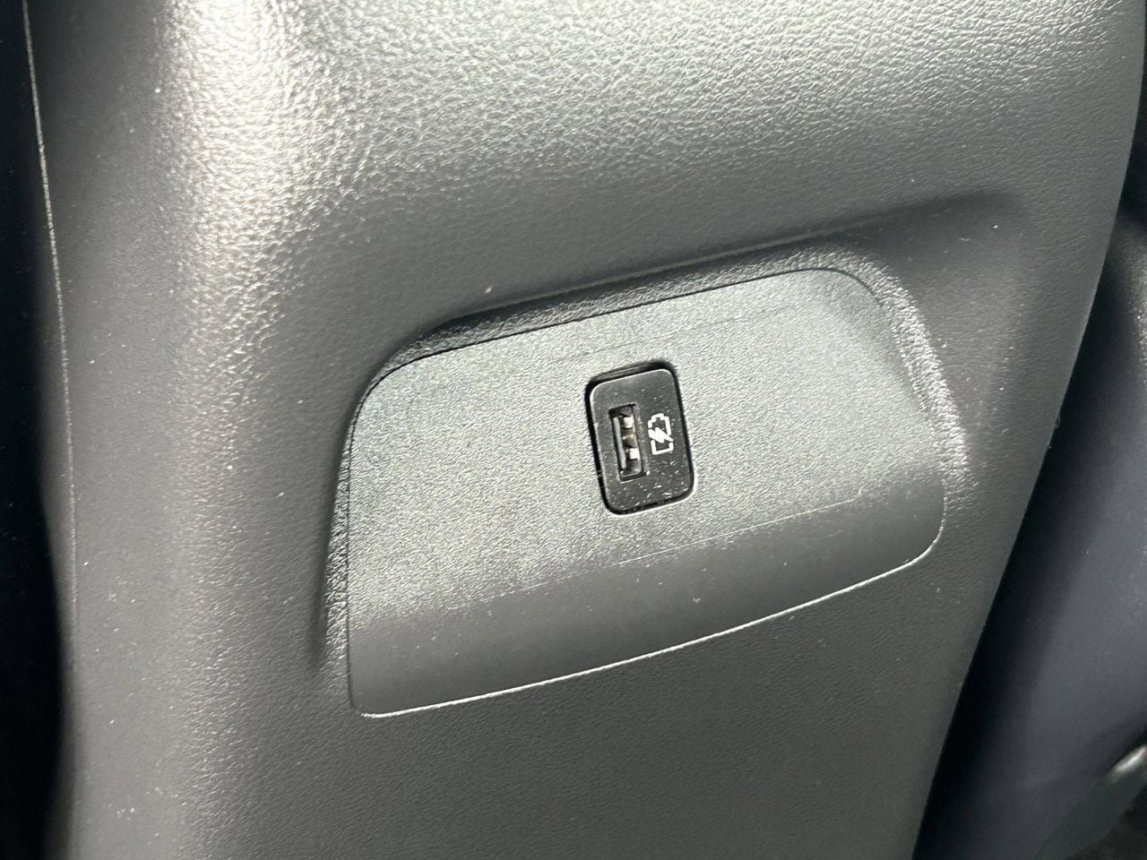 Certified 2025 Nissan Sentra SR image 15