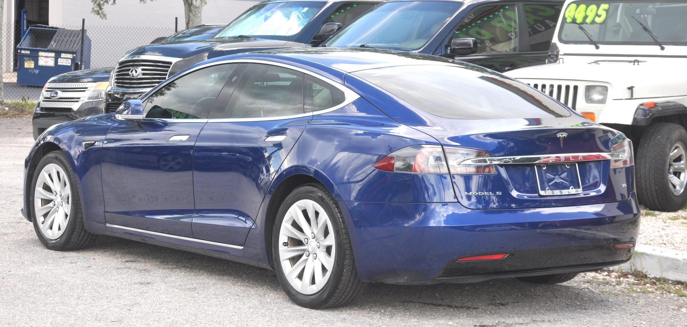 Used 2017 Tesla Model S 75 RWD image 9