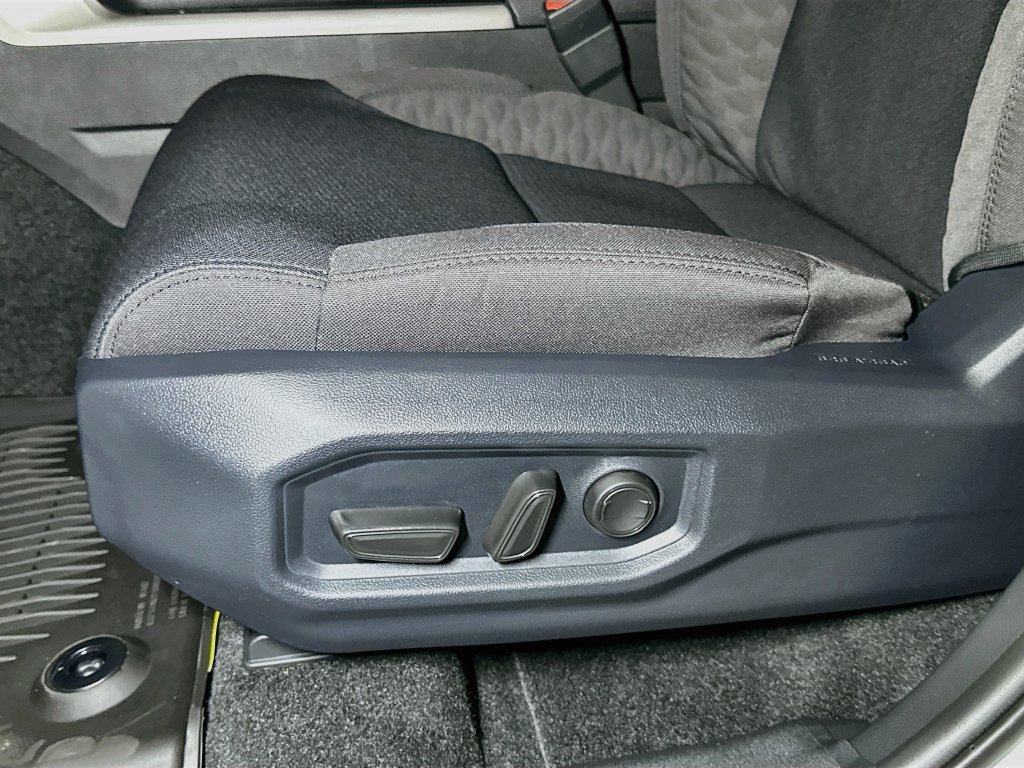 New 2026 Toyota Tundra SR5 AWD/4WD image 14