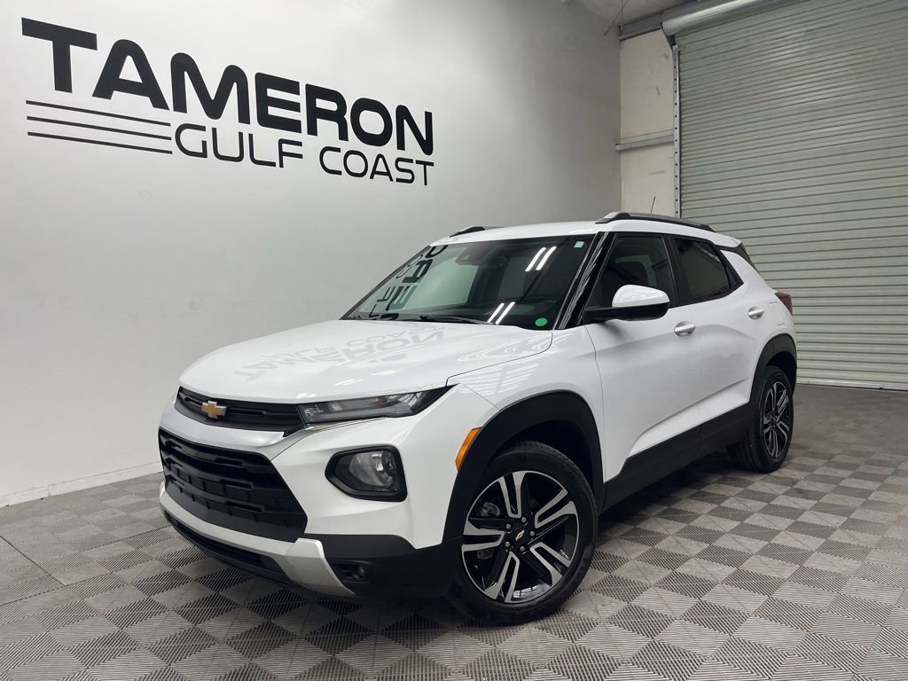 Used 2023 Chevrolet TrailBlazer LT w/ Convenience Package image 2