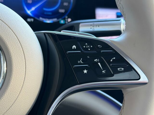 Certified 2023 Mercedes-Benz EQS 580 4MATIC Sedan image 31