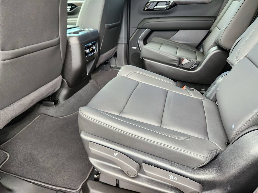 New 2026 Chevrolet Tahoe Z71 w/ Z71 Off-Road Package AWD/4WD image 9