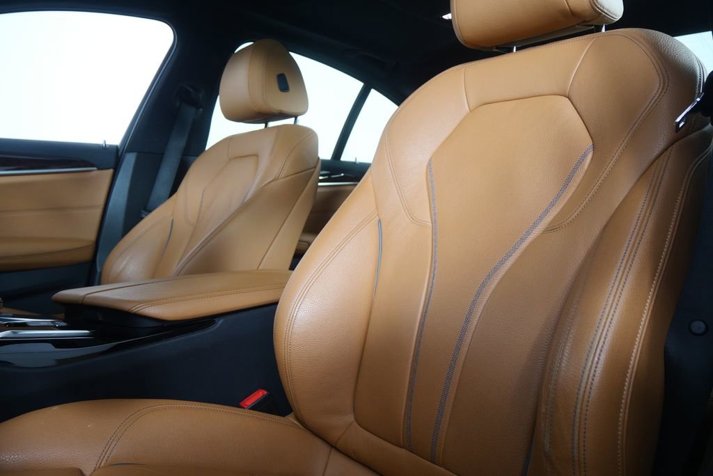 Used 2019 BMW 540i RWD image 10