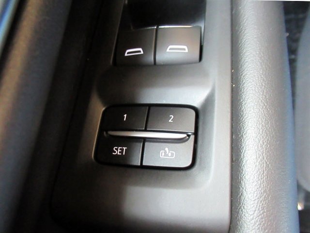 Used 2021 Chevrolet Suburban High Country image 33