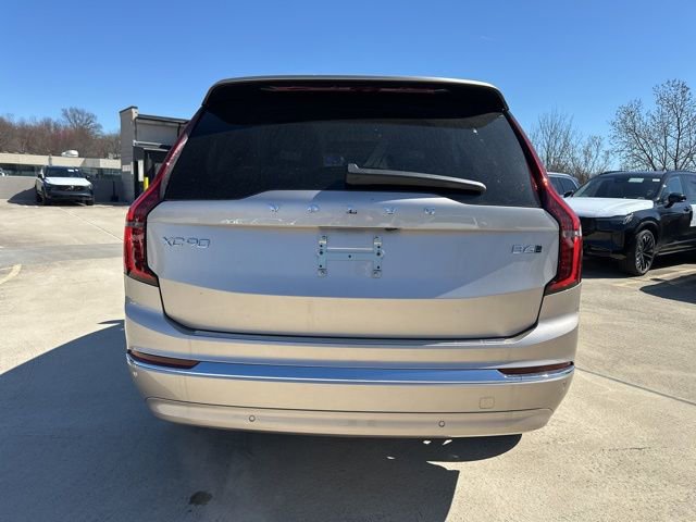 New 2026 Volvo XC90 B6 Plus w/ Protection Package Premier image 6