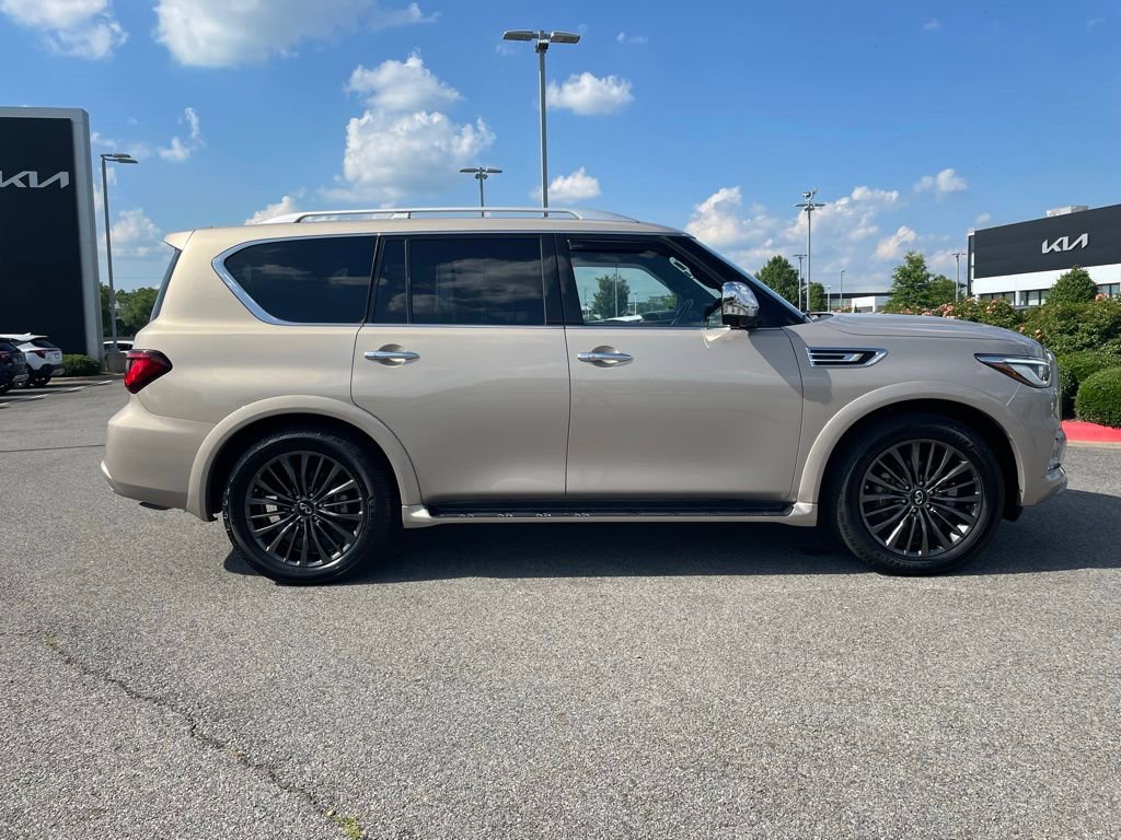 Used 2023 INFINITI QX80 Sensory w/ All-Season Package RWD image 9