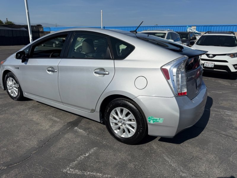 Used 2013 Toyota Prius Prime Plug-In Hybrid FWD image 12