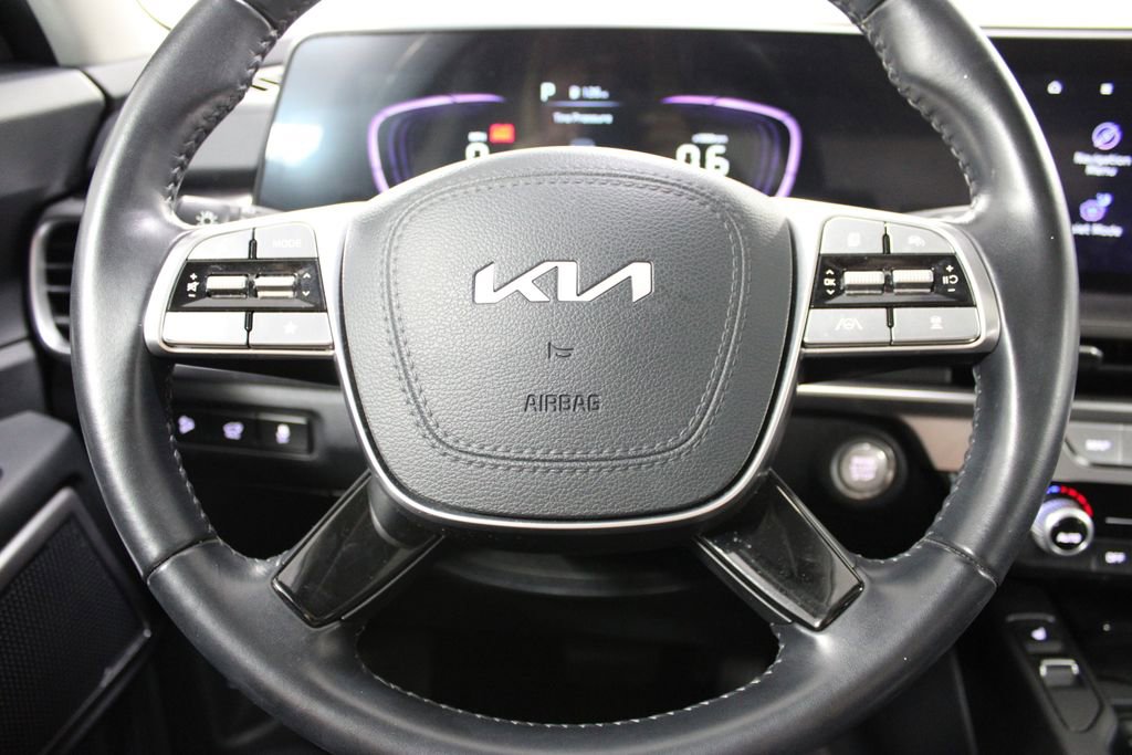 Used 2025 Kia Telluride S image 24