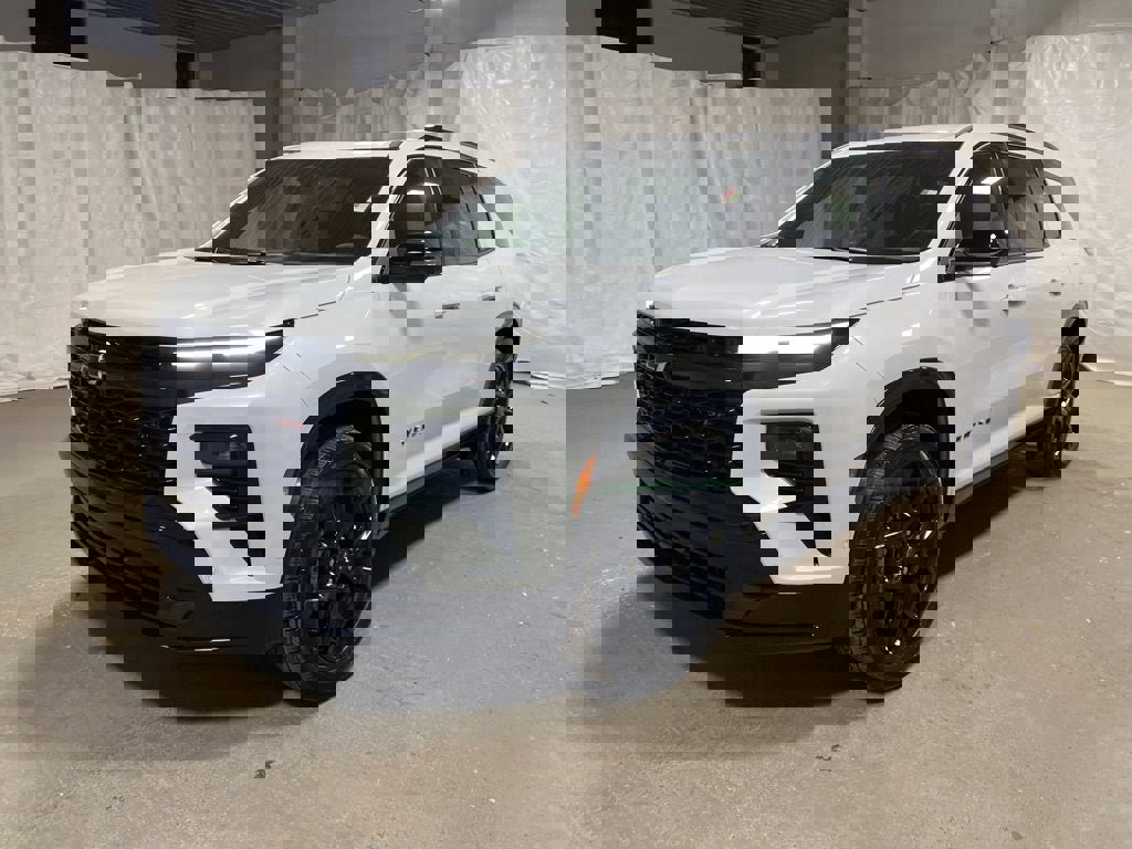 New 2026 Chevrolet Traverse RS w/ LPO, Floor Liner Package image 3