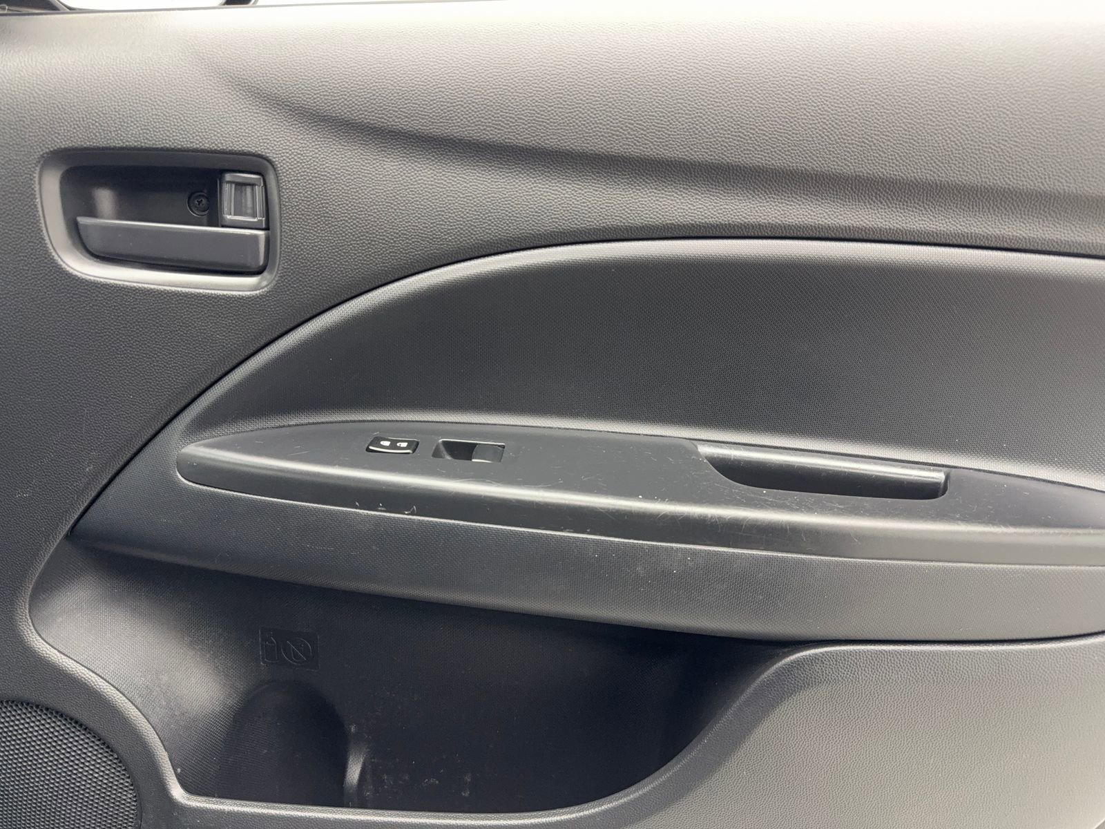 Used 2021 Mitsubishi Mirage LE image 42