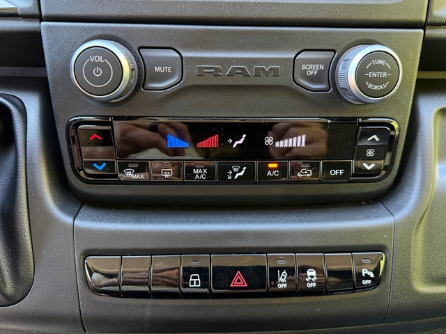 New 2026 RAM ProMaster 2500 w/ Safety Group FWD image 24