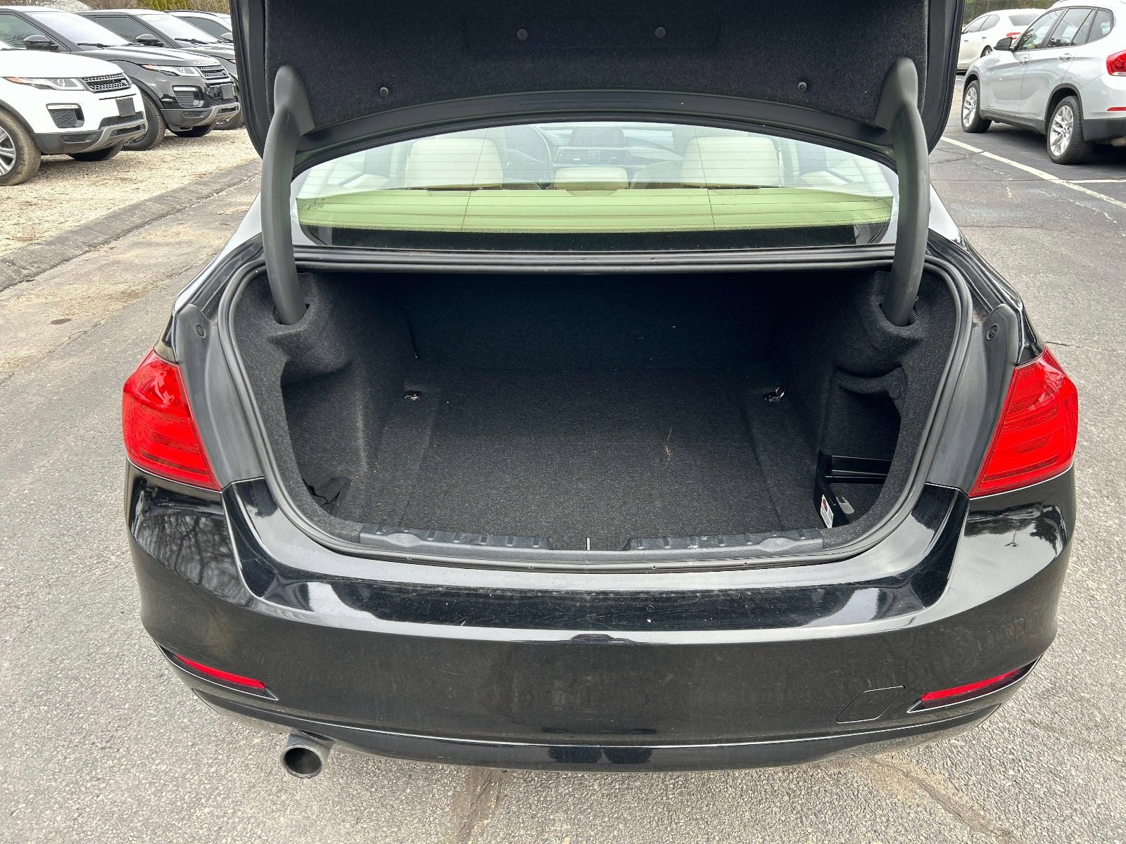 Used 2014 BMW 320i xDrive Sedan AWD/4WD image 13