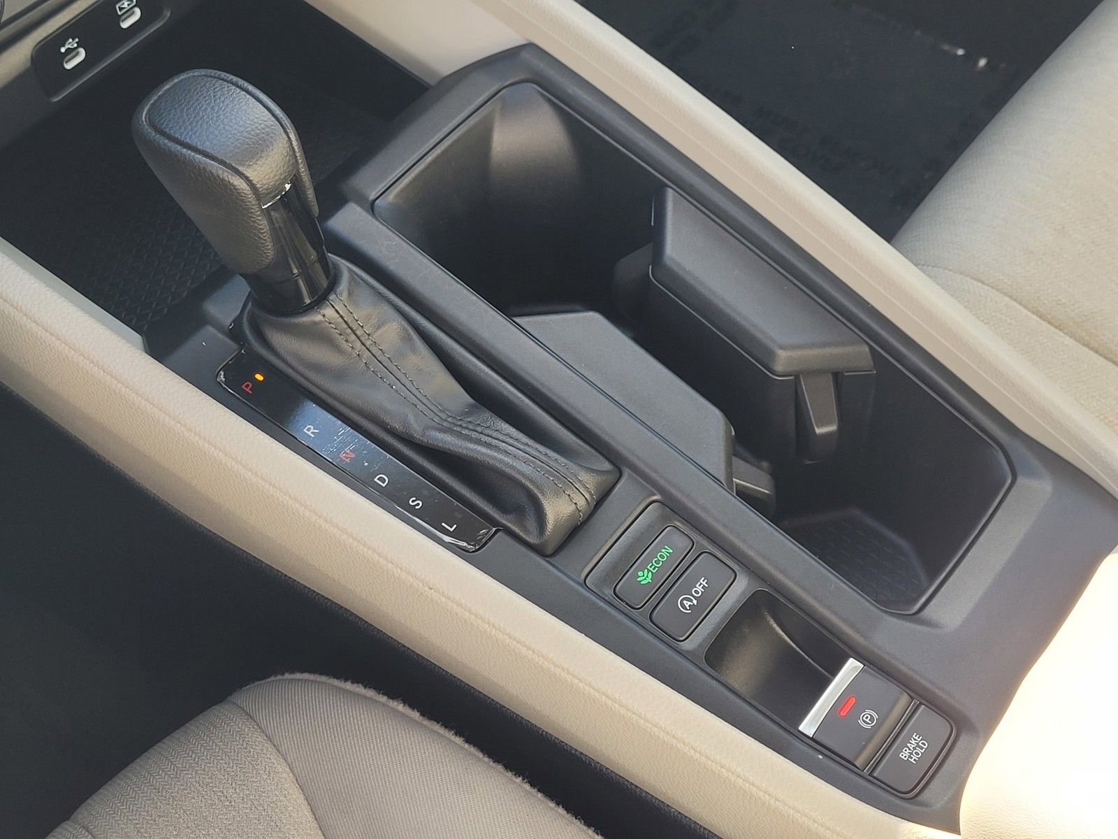 Certified 2025 Honda Accord LX image 27