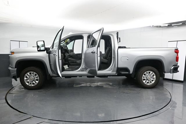 Used 2022 Chevrolet Silverado 2500 LTZ AWD/4WD image 29
