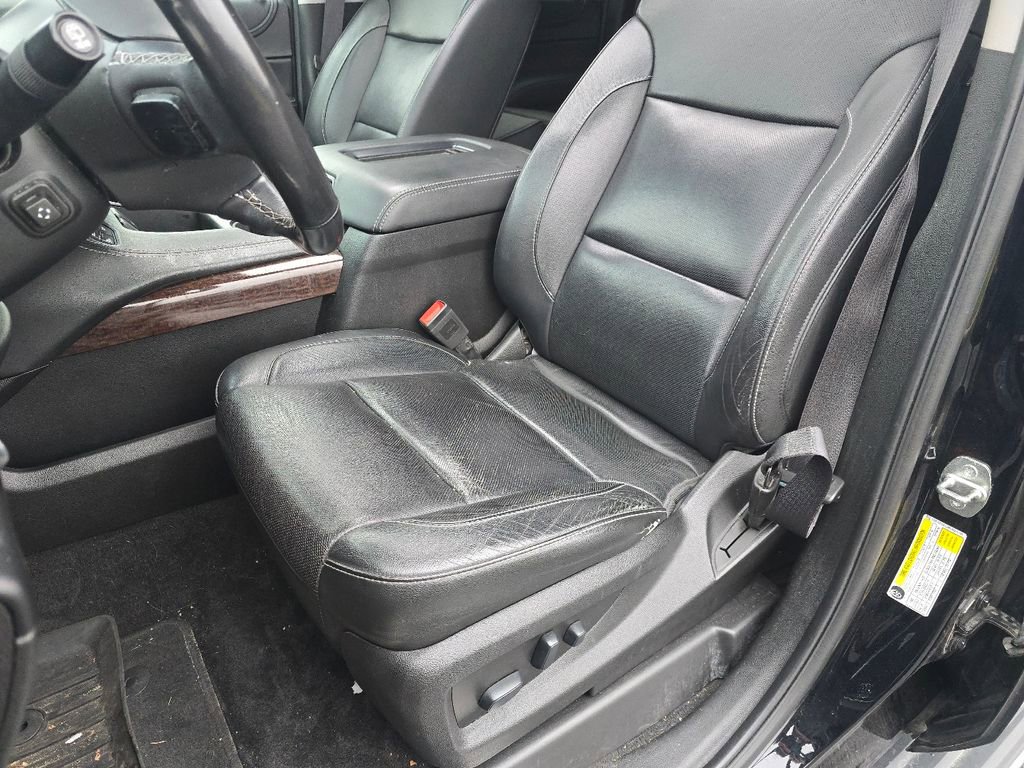 Used 2019 GMC Yukon XL SLT w/ Premium Edition image 25