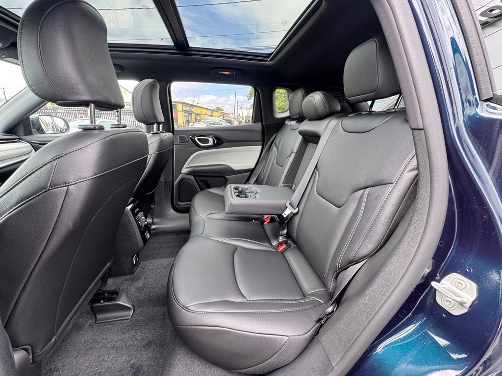 New 2026 Jeep Compass Limited w/ Sun, Sound & Navigation Group AWD/4WD image 15