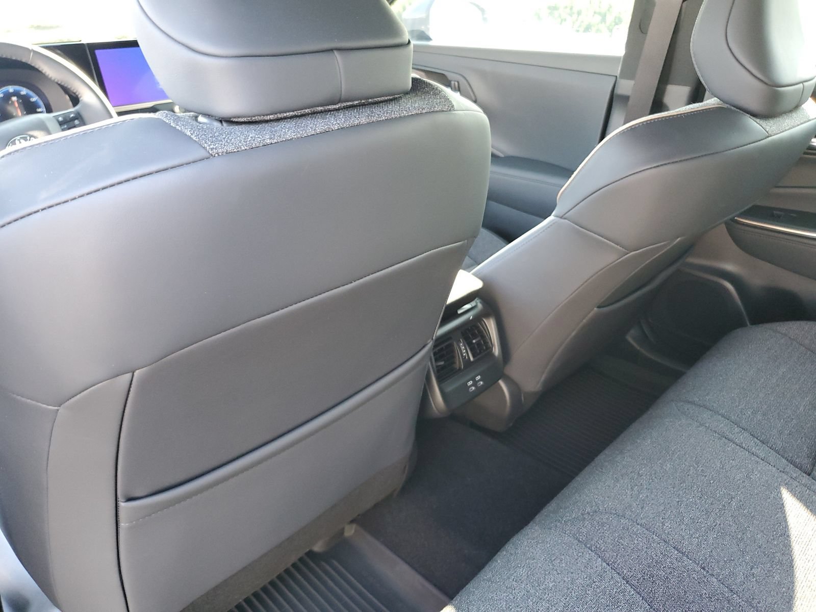 Certified 2023 Toyota Crown AWD/4WD image 14