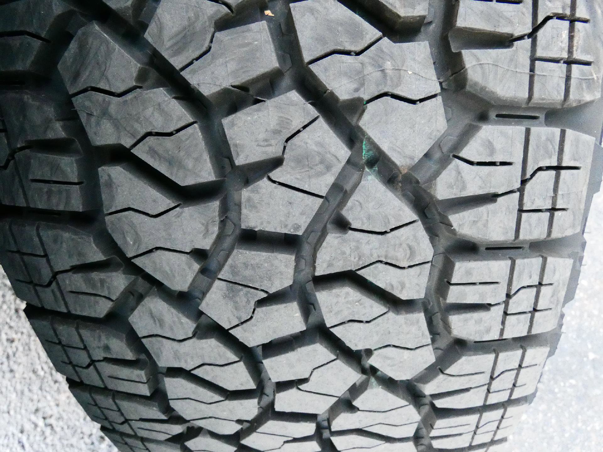 New 2025 GMC Sierra 1500 Elevation image 9