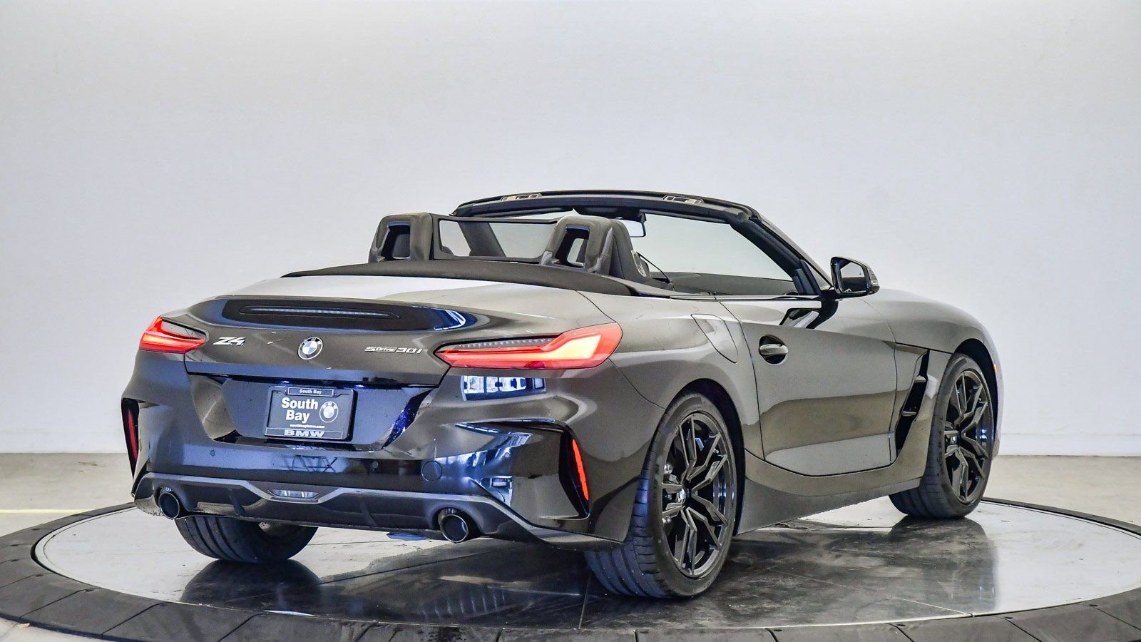 New 2026 BMW Z4 sDrive30i w/ Premium Package image 31