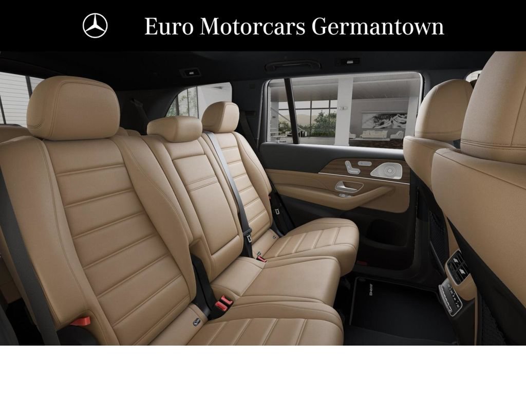 New 2026 Mercedes-Benz GLS 450 4MATIC image 5