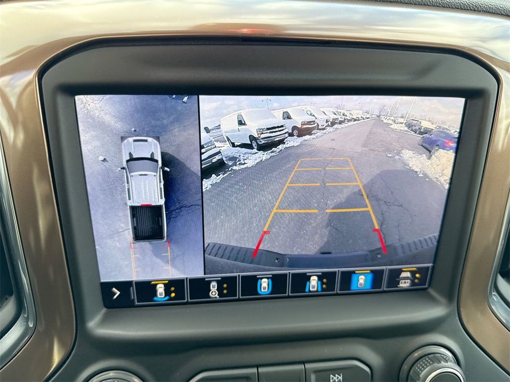 Used 2020 Chevrolet Silverado 3500 High Country w/ Z71 Off-Road Package image 17