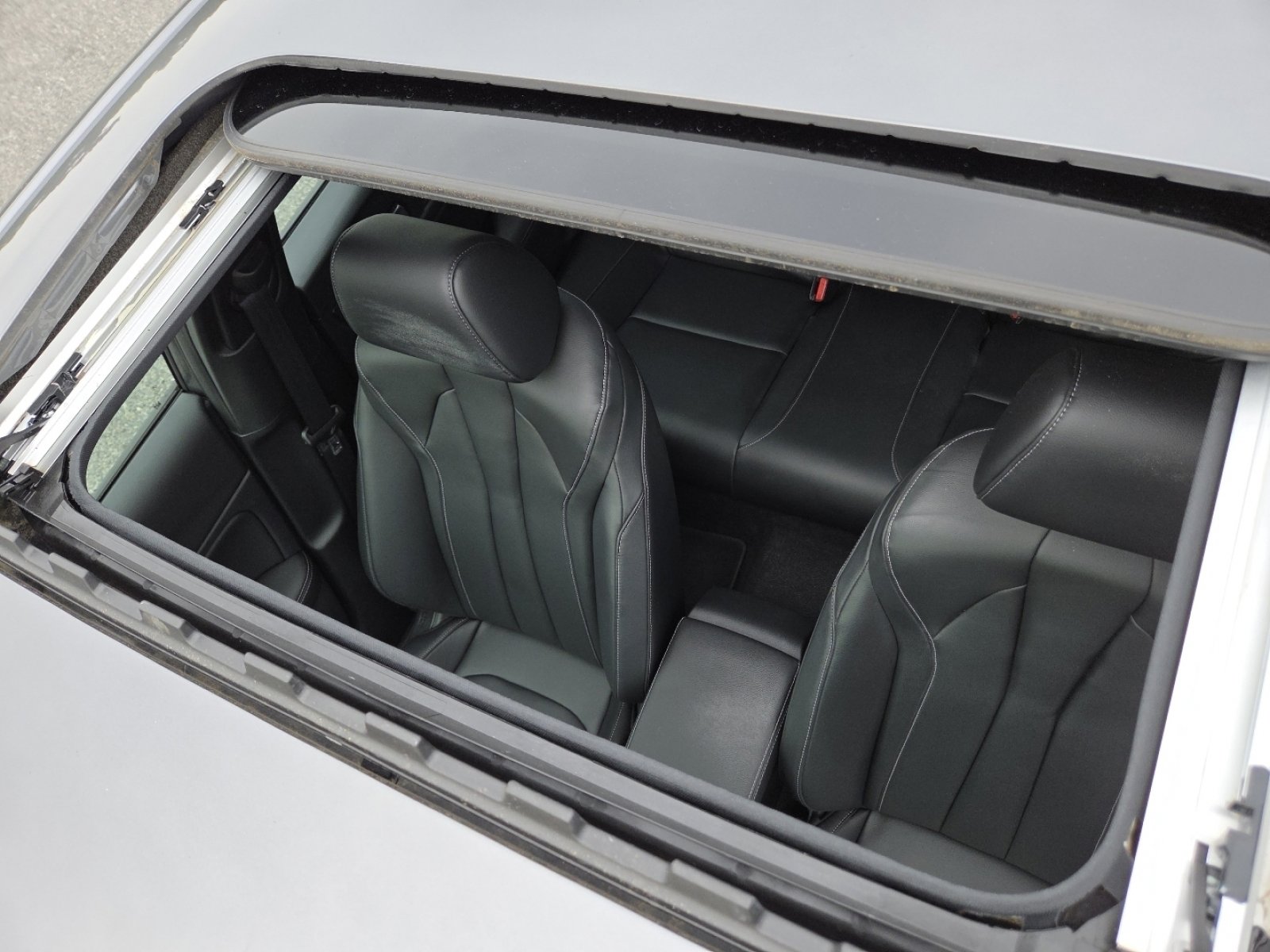Used 2023 Acura Integra A-Spec FWD image 4