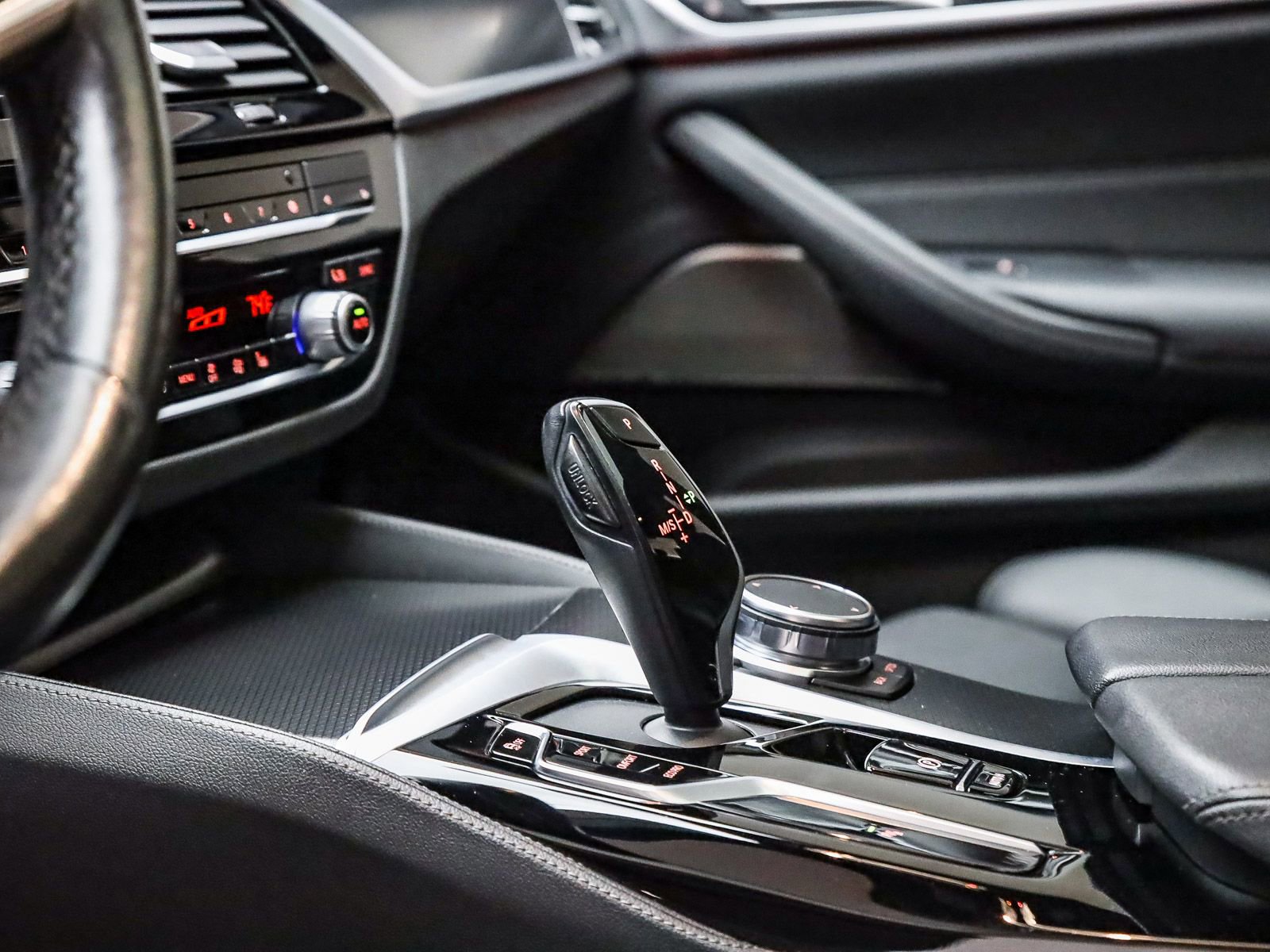 Certified 2023 BMW 540i w/ M Sport Package image 25