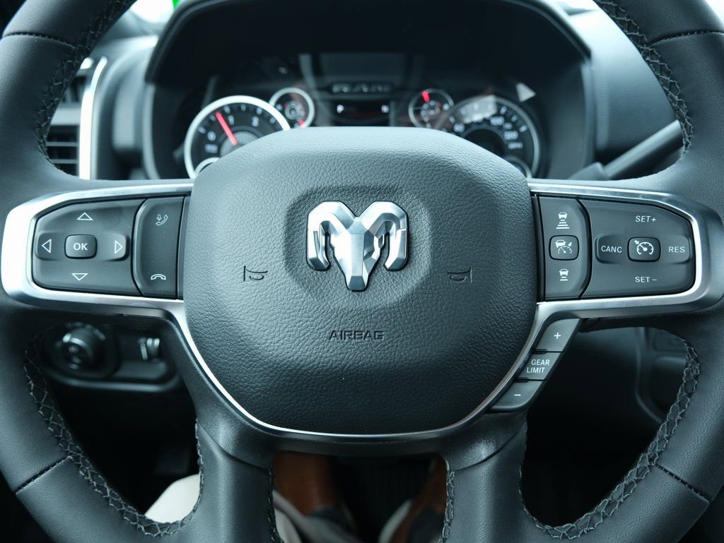 New 2026 RAM 2500 Big Horn AWD/4WD image 16