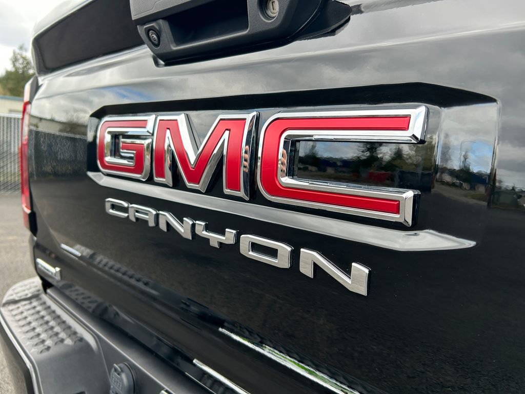 Used 2023 GMC Canyon AT4X w/ Edition 1 image 32