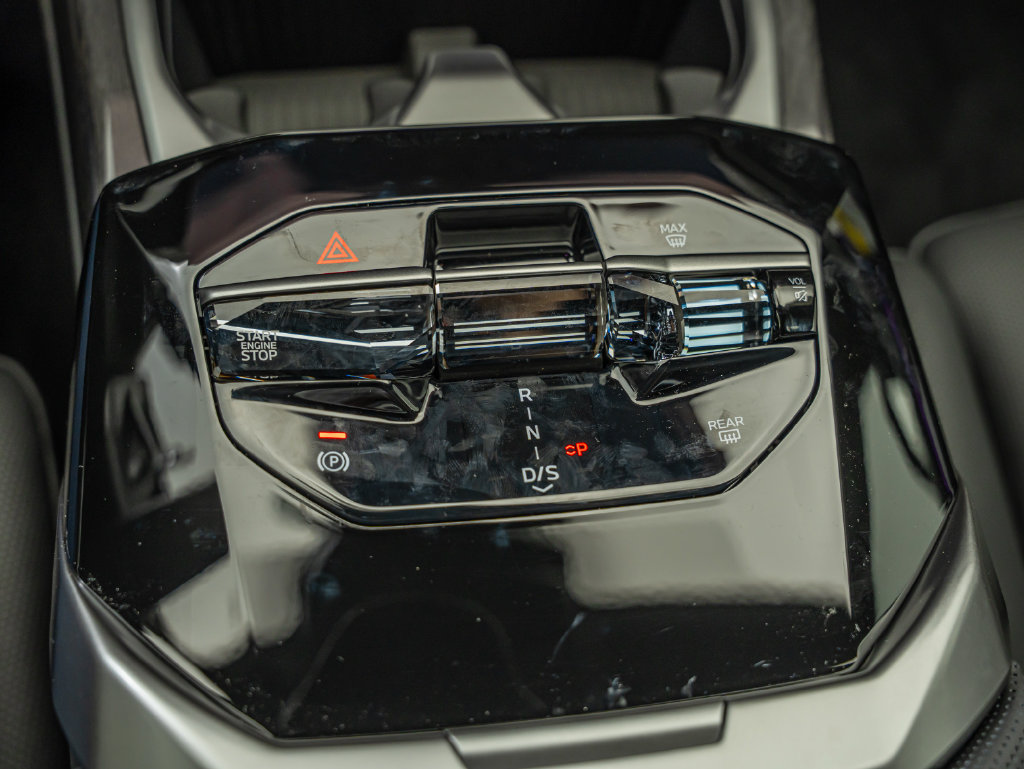 New 2027 BMW 740i xDrive AWD/4WD image 36