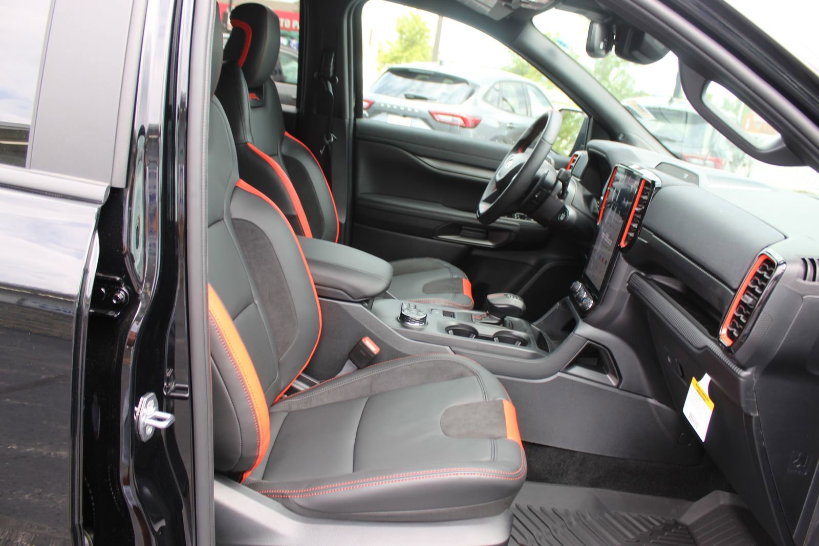 New 2025 Ford Ranger Raptor image 13