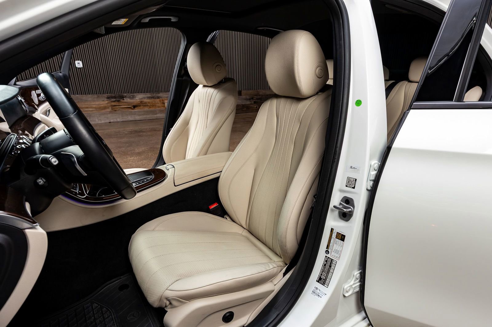 Used 2021 Mercedes-Benz E 450 4MATIC Sedan image 25