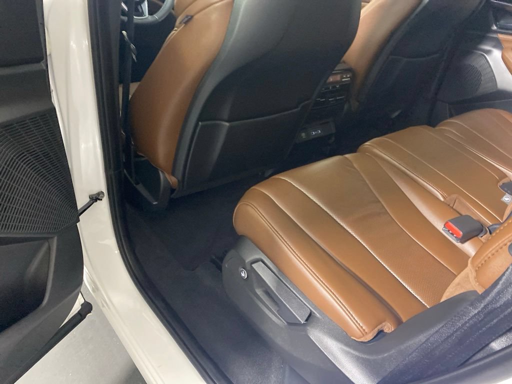 Used 2023 Acura MDX w/ Technology Package AWD/4WD image 29