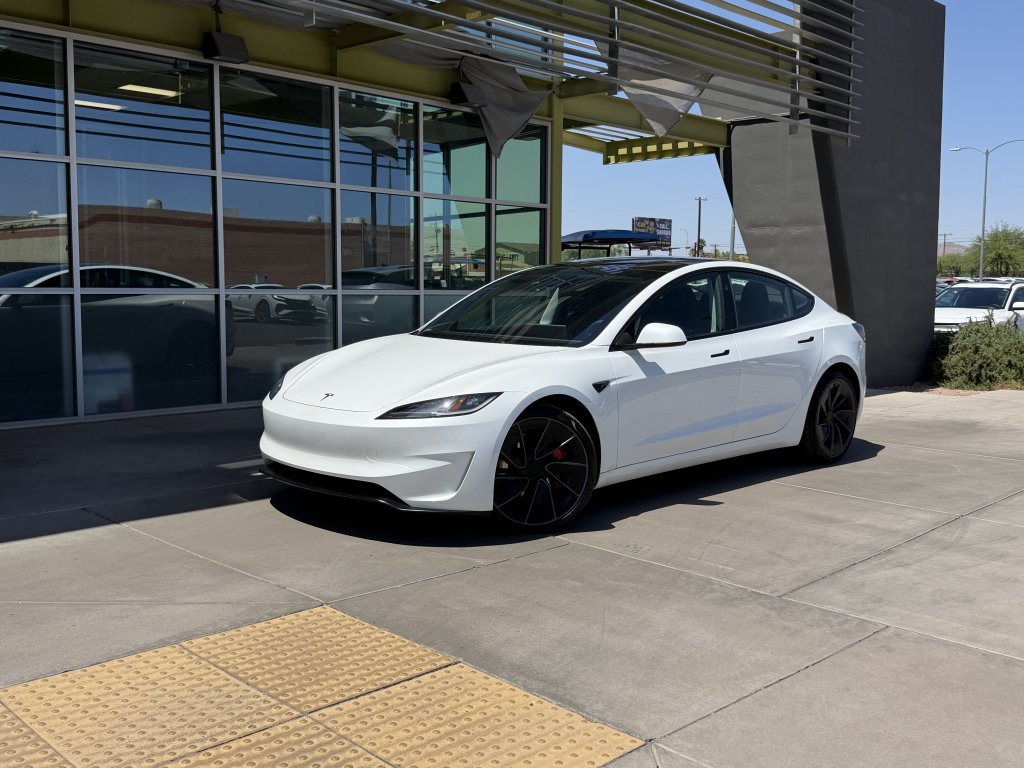 Used 2025 Tesla Model 3 Performance AWD/4WD image 1