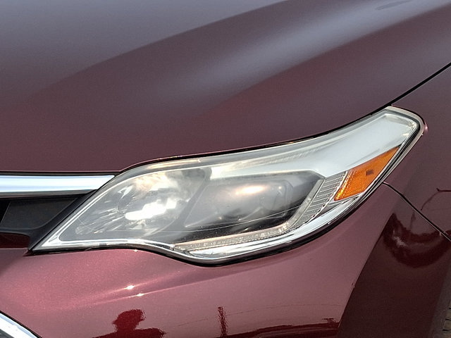 Used 2016 Toyota Avalon Limited w/ Toyota Safety Sense Package FWD image 9