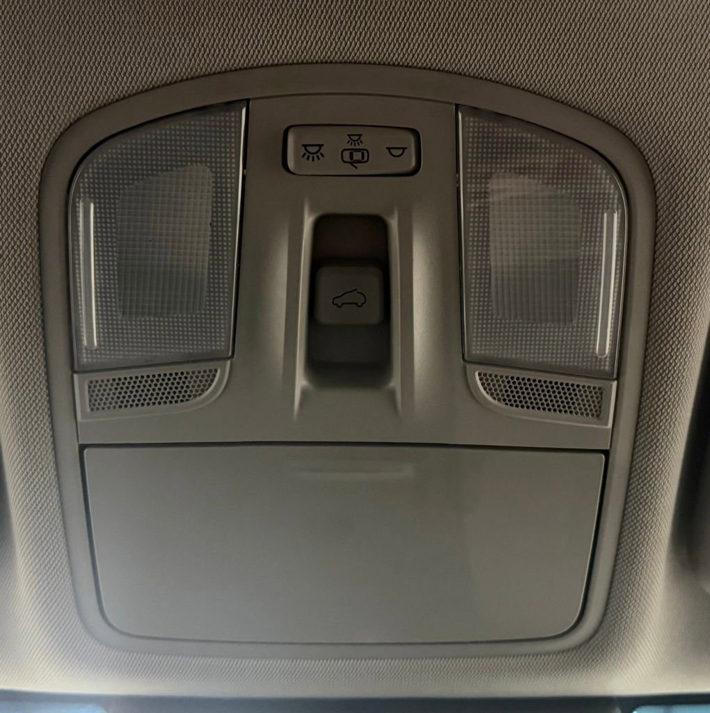 Used 2020 Hyundai Kona Limited image 26