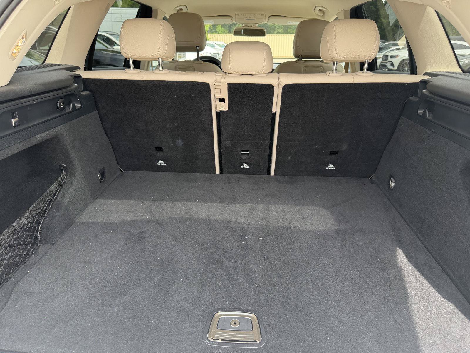 Used 2019 Mercedes-Benz GLC 300 image 24