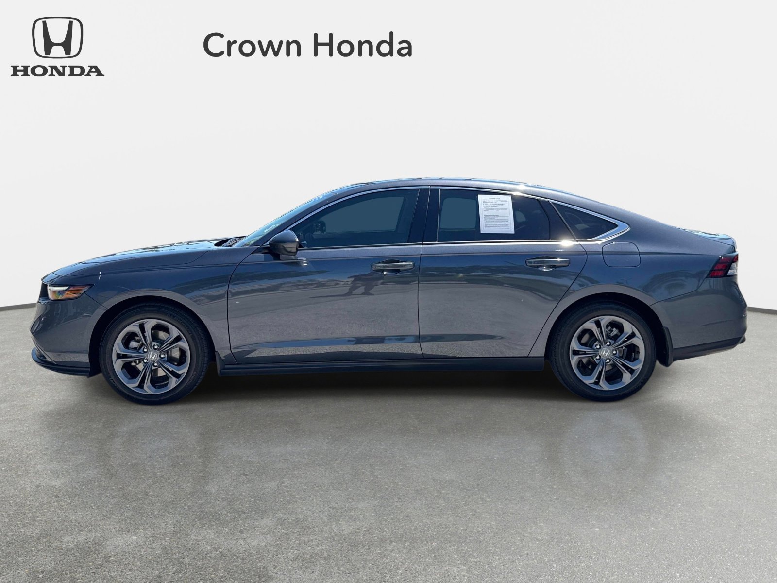 Used 2023 Honda Accord EX image 2