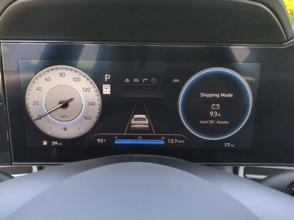 Used 2025 Hyundai Elantra Limited FWD image 26